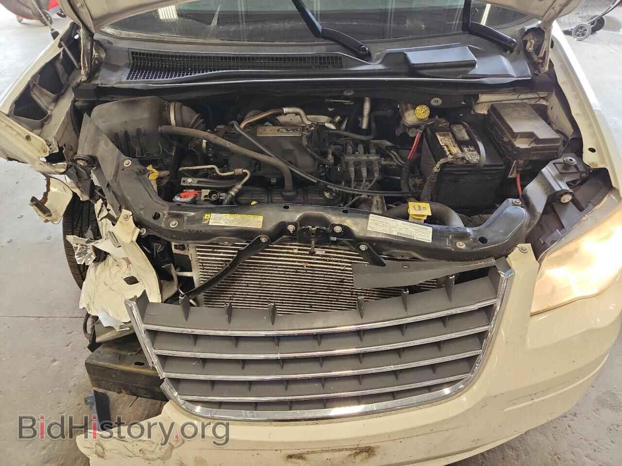 2008 CHRYSLER MINIVAN - VIN: 2A8HR54P08R636909 - Фото 12