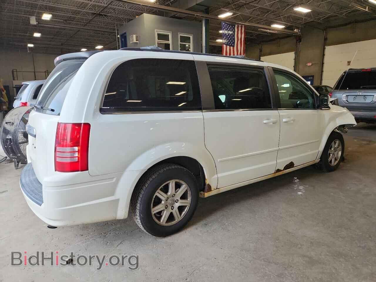 2008 CHRYSLER MINIVAN - VIN: 2A8HR54P08R636909 - Фото 3
