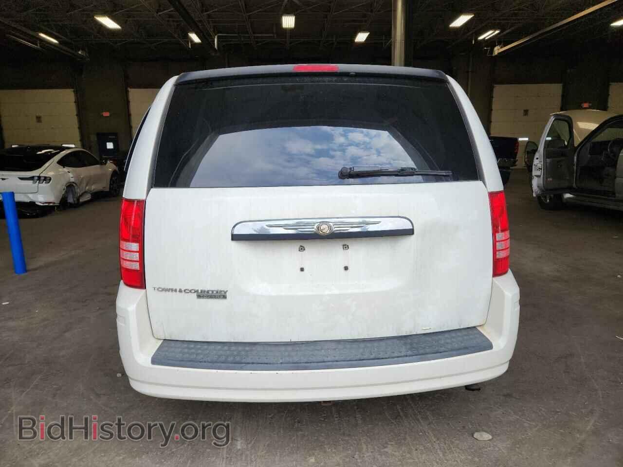 2008 CHRYSLER MINIVAN - VIN: 2A8HR54P08R636909 - Фото 6