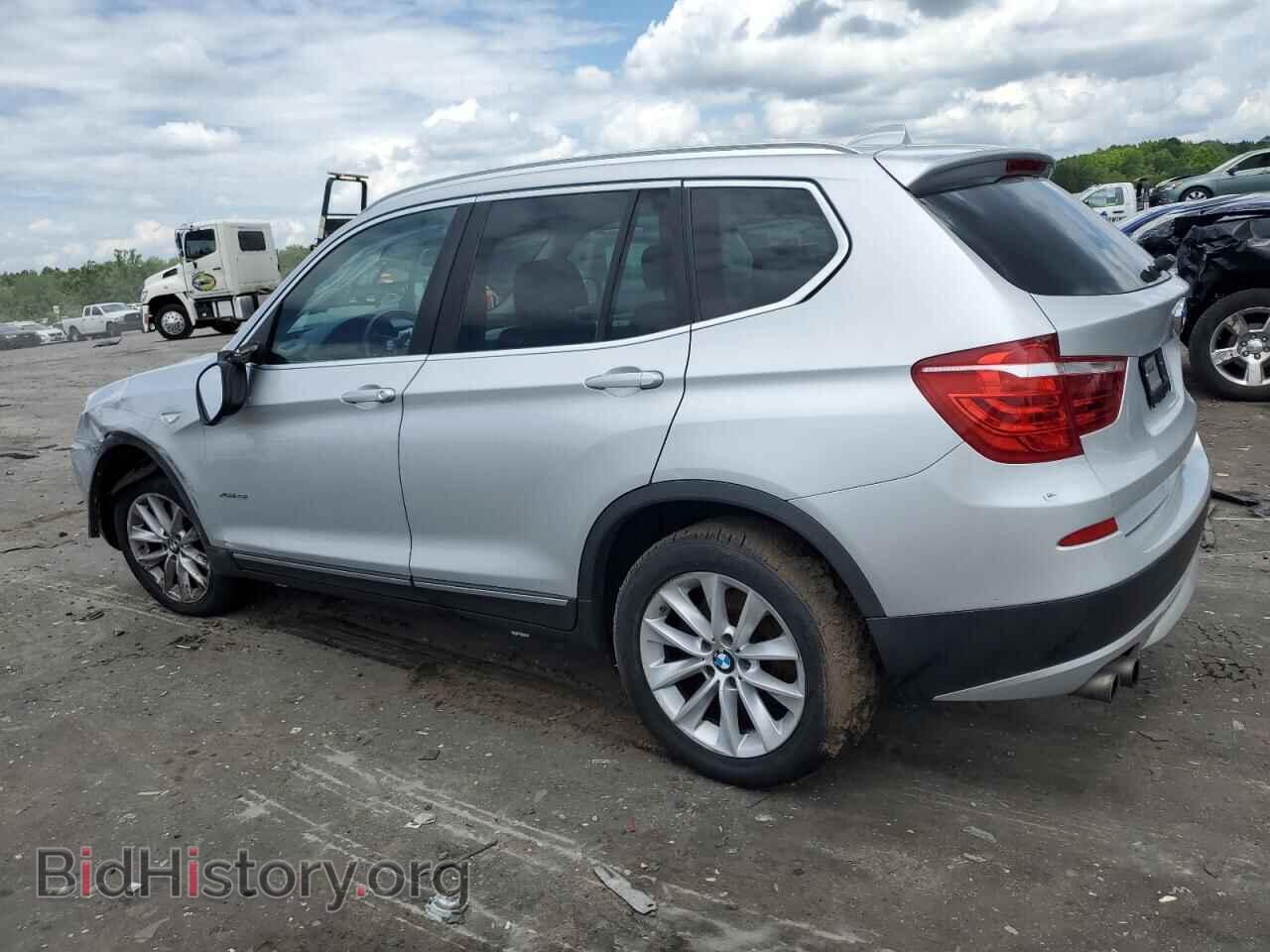 2011 BMW X3 - VIN: 5UXWX5C55BL706830 - Фото 2