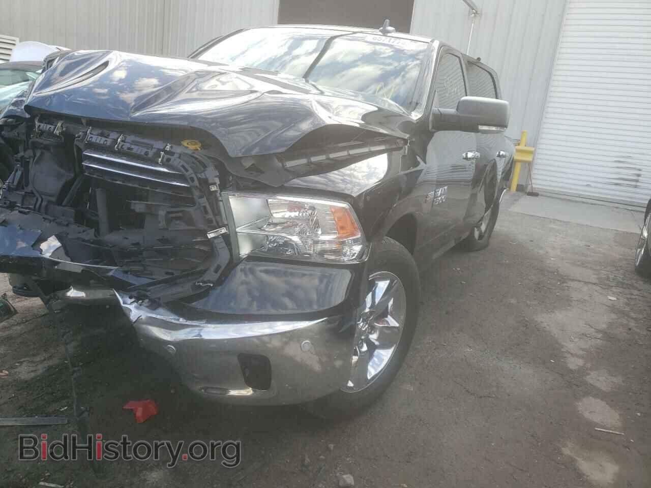 2017 RAM 1500 - VIN: 3C6RR7LT9HG593674 - Фото 2