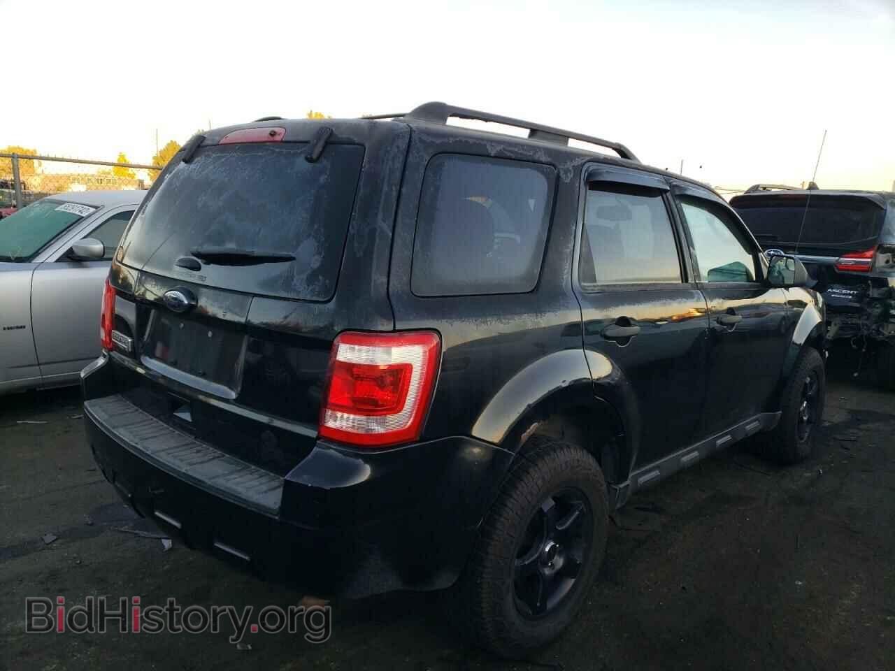 2011 FORD ESCAPE - VIN: 1FMCU0D74BKB35574 - Фото 4