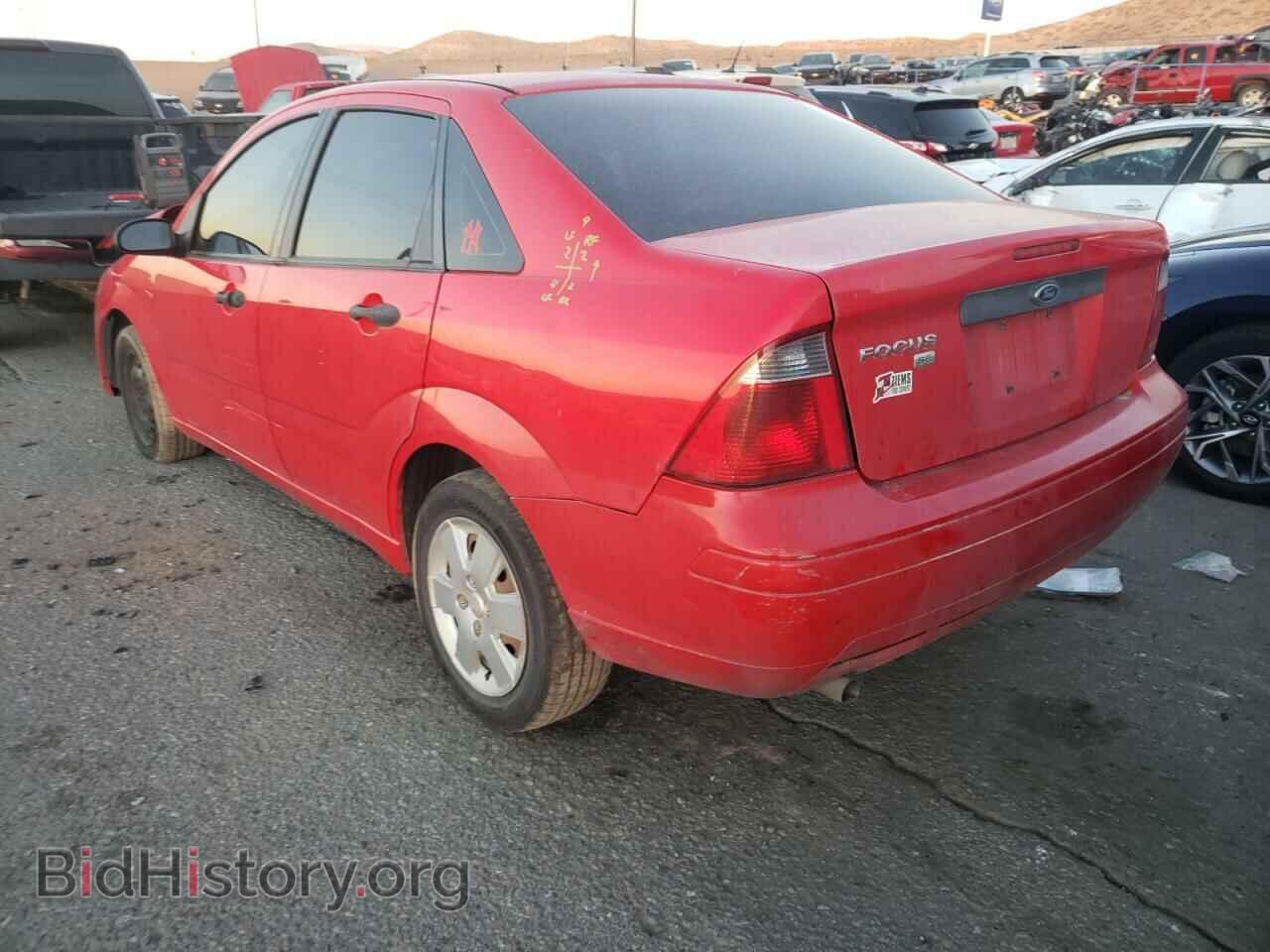 2007 FORD FOCUS - VIN: 1FAFP34N17W318042 - Фото 3