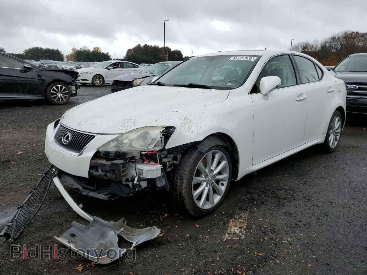 2010 LEXUS IS - VIN: JTHCF5C26A5043721 - Фото 2