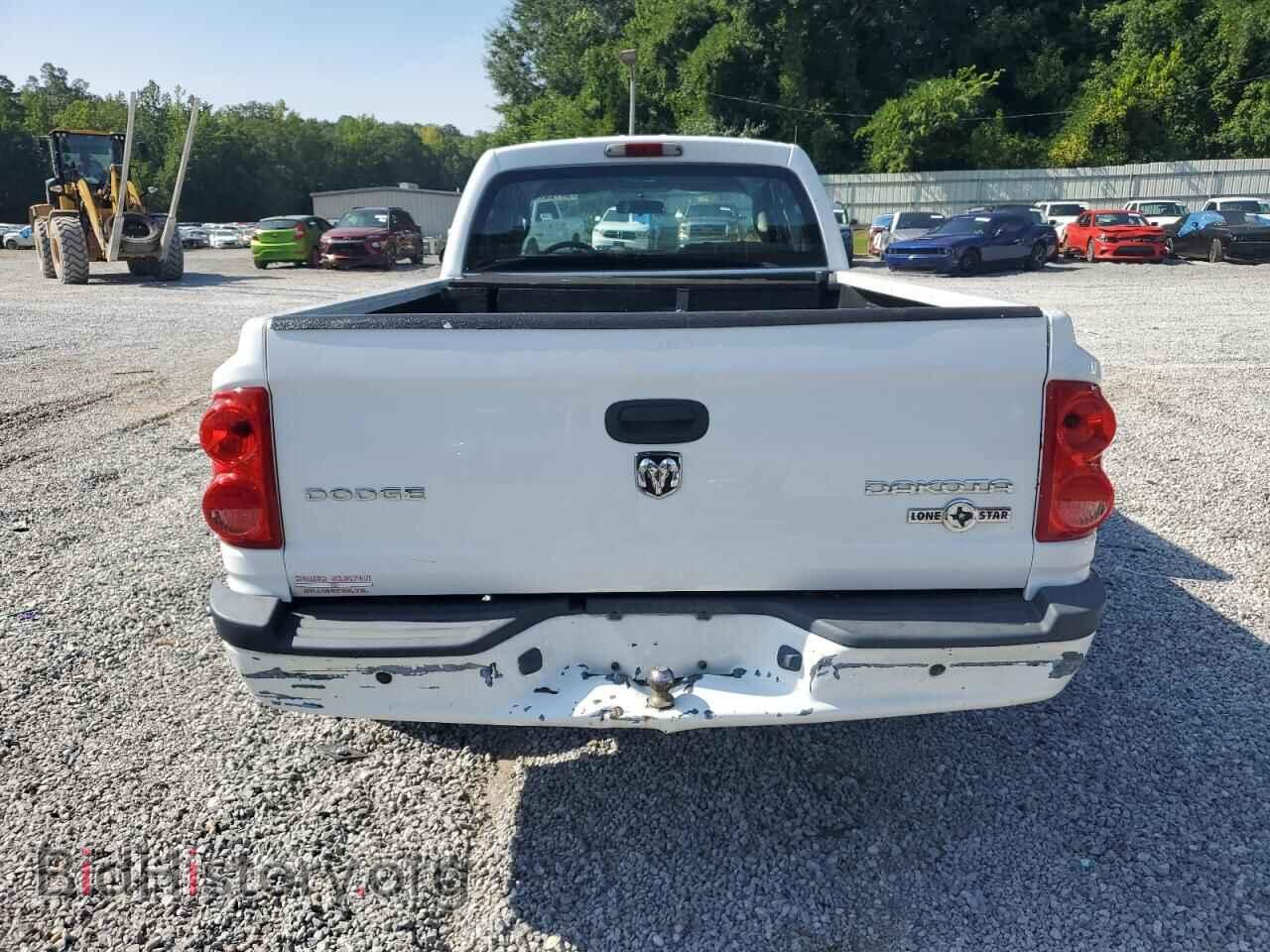 2011 DODGE DAKOTA - VIN: 1D7RE3BK0BS687552 - Фото 6