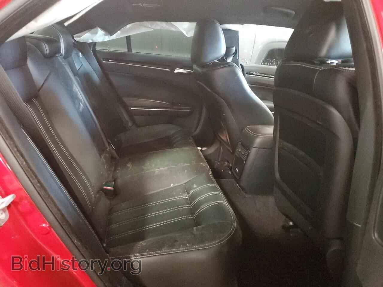 2017 CHRYSLER 300 - VIN: 2C3CCABG7HH526643 - Фото 10