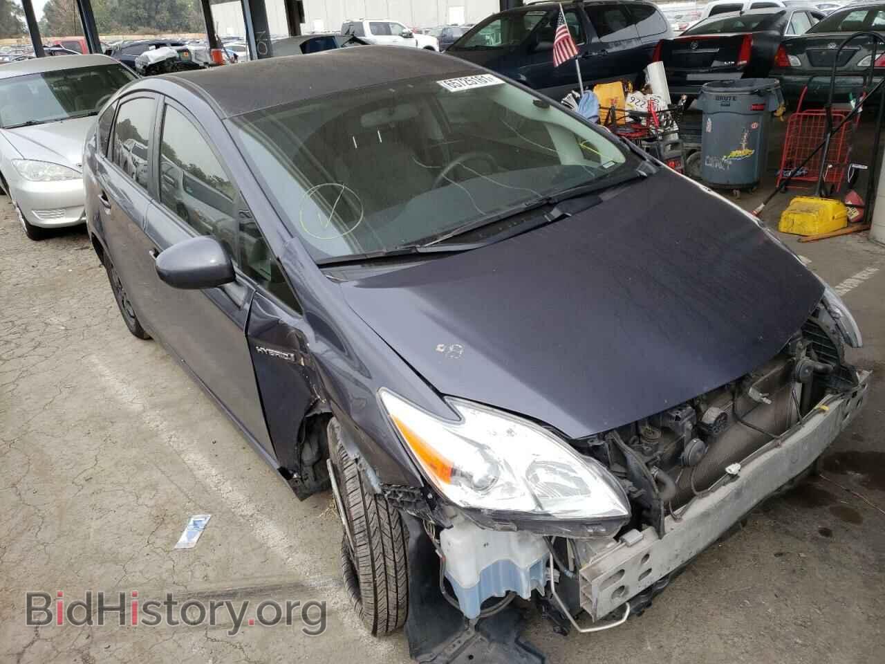 Фотография JTDKN3DU2F2004315 - TOYOTA PRIUS 2015
