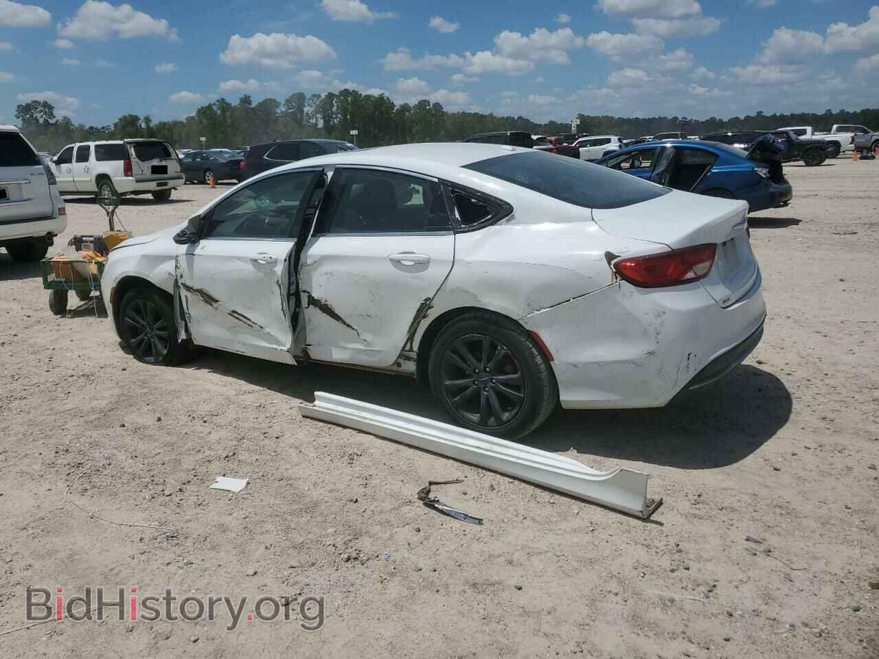 2015 CHRYSLER 200 - VIN: 1C3CCCAB7FN741249 - Фото 2