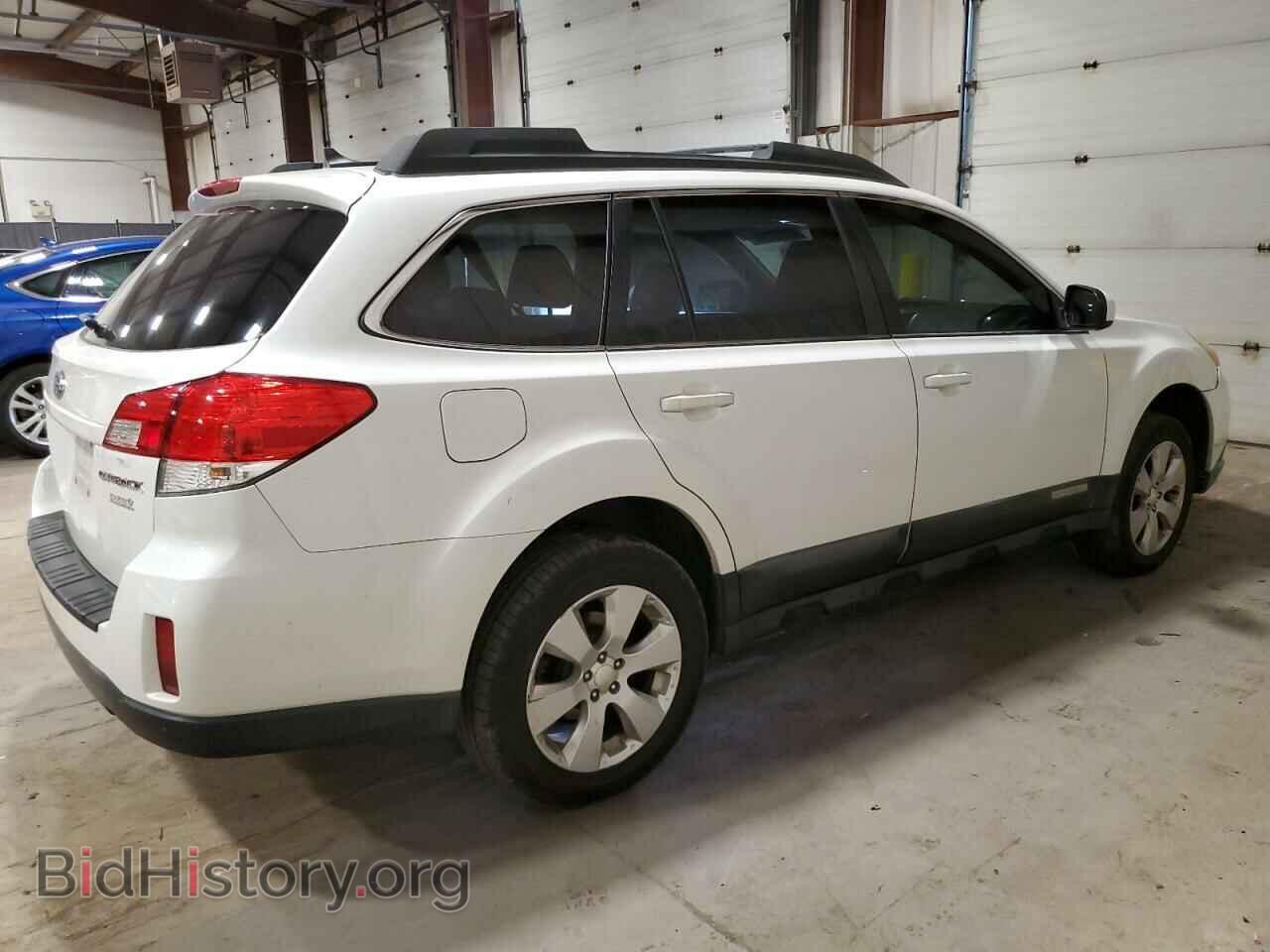 2011 SUBARU OUTBACK - VIN: 4S4BRBLC8B3412809 - Фото 3