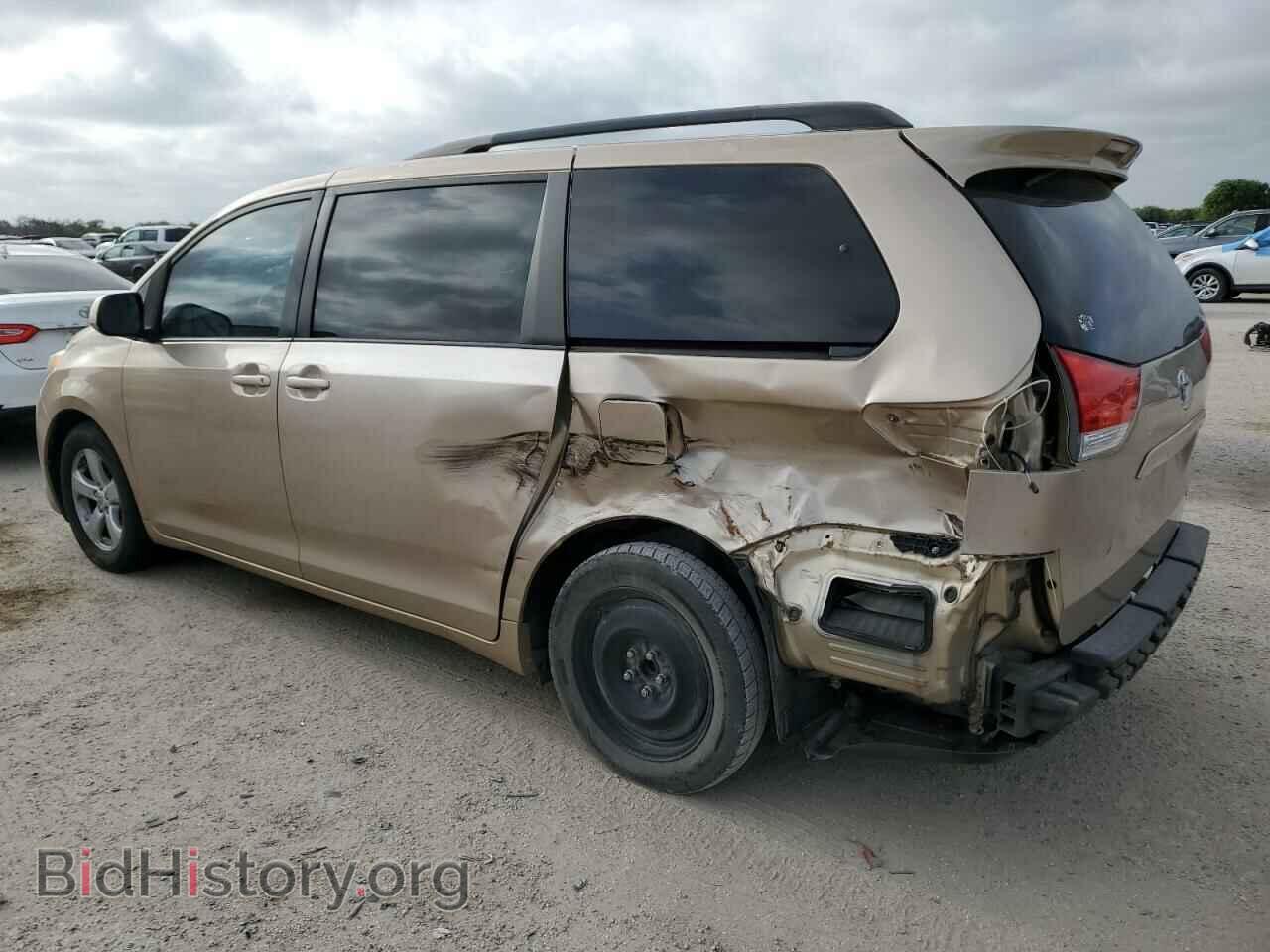 2012 TOYOTA All Models - VIN: 5TDKK3DC2CS189177 - Фото 2