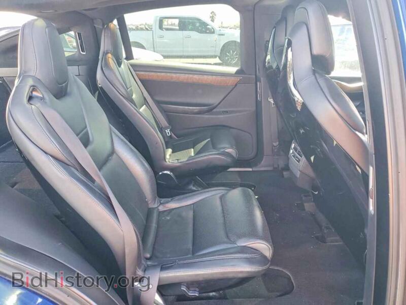 2016 Tesla MODEL X (VIN 5YJXCBE27GF015649) — фото 10 из 12