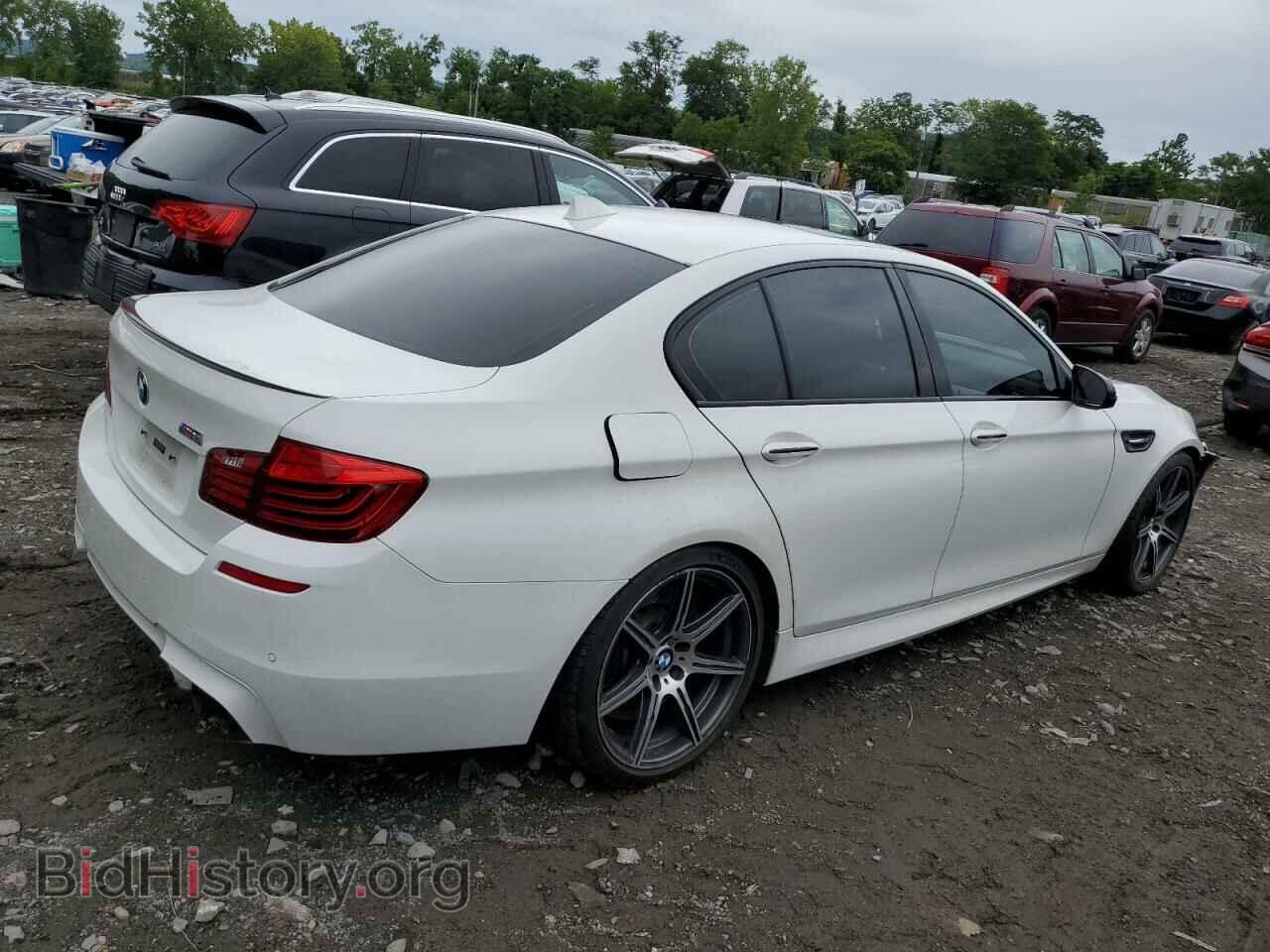 2014 BMW M5 - VIN: WBSFV9C58ED592957 - Фото 3