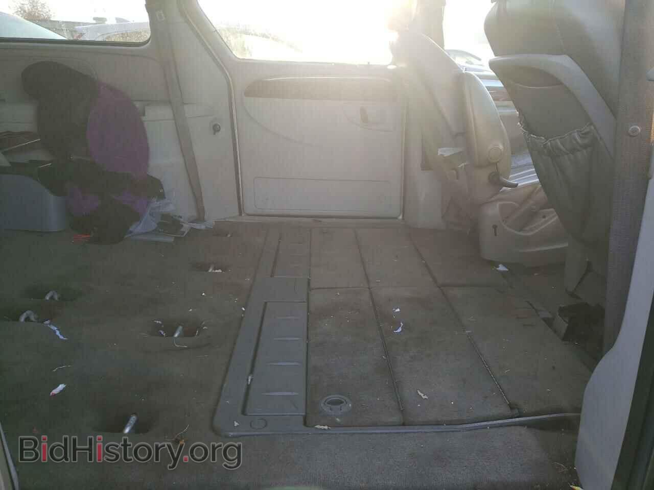 2006 CHRYSLER MINIVAN - VIN: 2A4GP54L76R703874 - Фото 6
