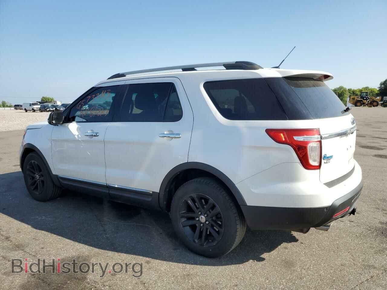 2011 FORD EXPLORER - VIN: 1FMHK8D82BGA73016 - Photo 2