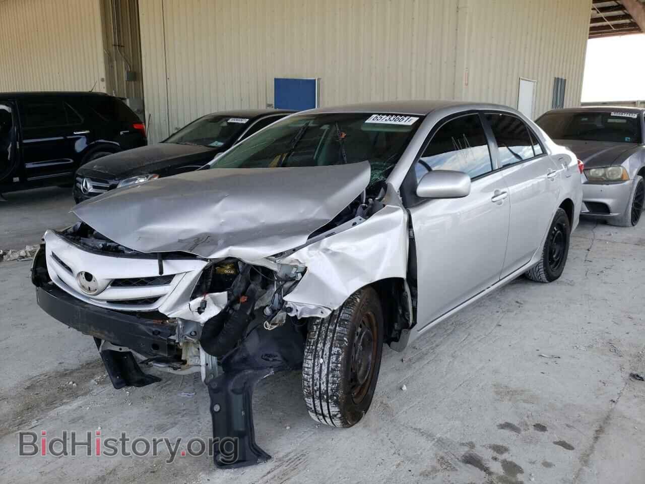 2011 TOYOTA COROLLA - VIN: 2T1BU4EE2BC584886 - Фото 2