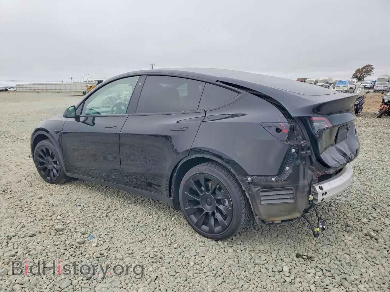 2022 TESLA MODEL Y - VIN: 7SAYGAEE7NF490036 - Photo 2