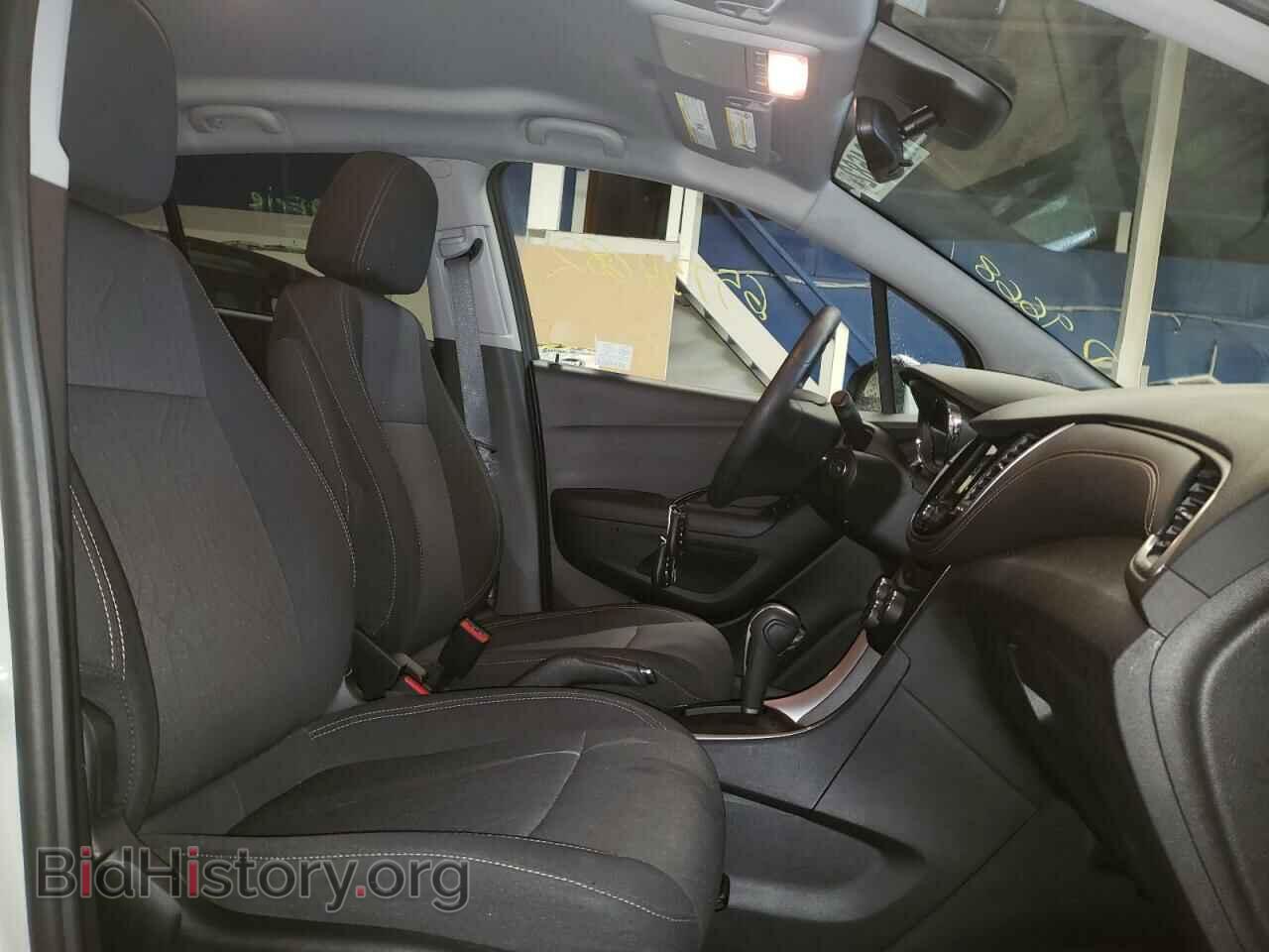 2019 CHEVROLET TRAX - VIN: 3GNCJPSB4KL358264 - Фото 5
