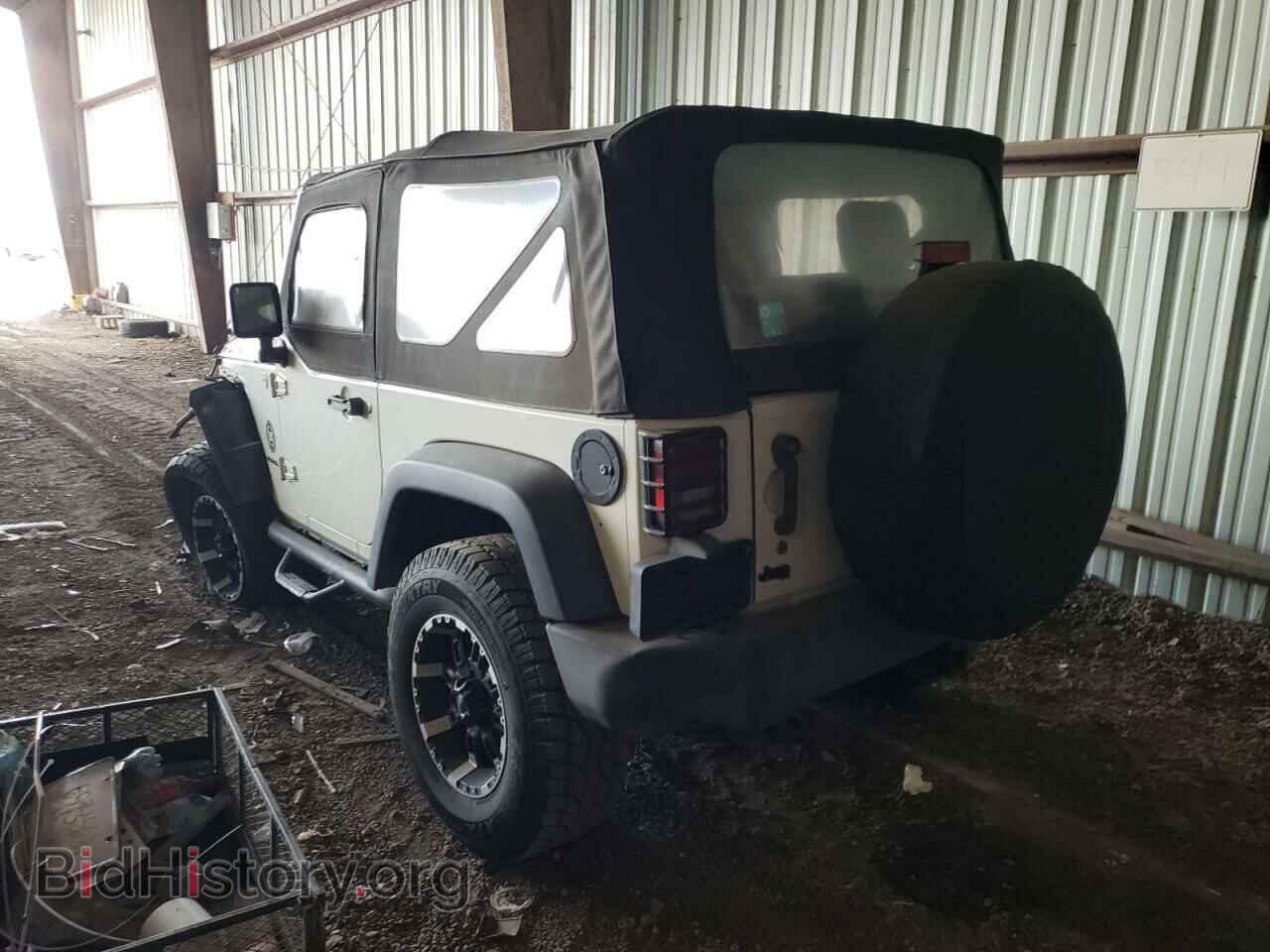2010 JEEP WRANGLER - VIN: 1J4BA6D15AL142933 - Фото 3