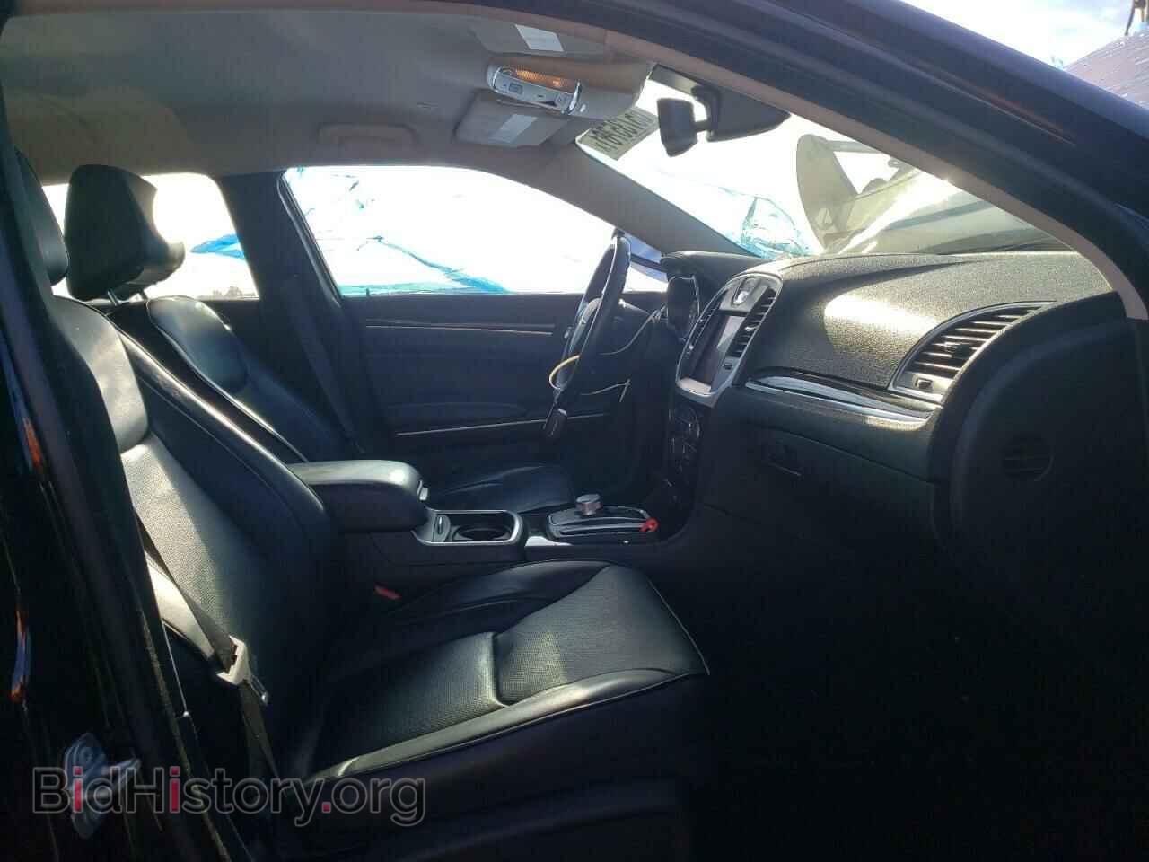 2019 CHRYSLER 300 - VIN: 2C3CCAEG0KH689413 - Фото 5