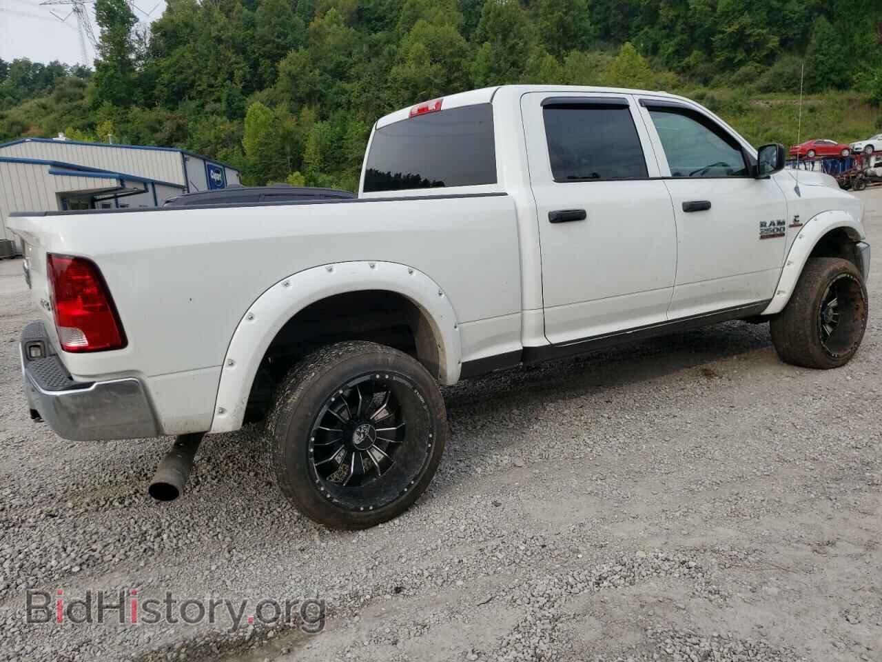 2013 RAM All Models - VIN: 3C6UR5CL0DG603680 - Photo 3