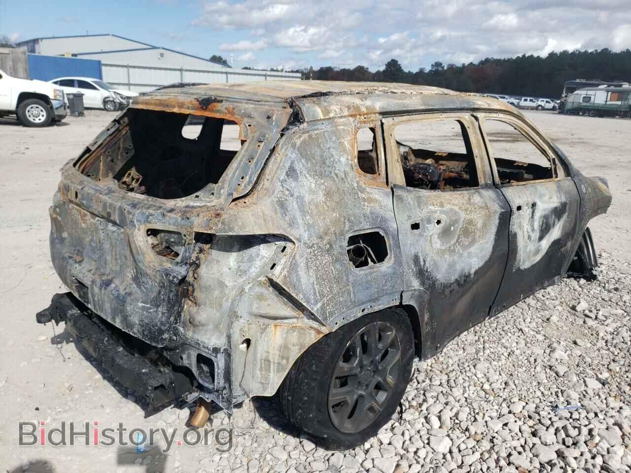2019 JEEP COMPASS - VIN: 3C4NJDDB0KT671339 - Фото 4