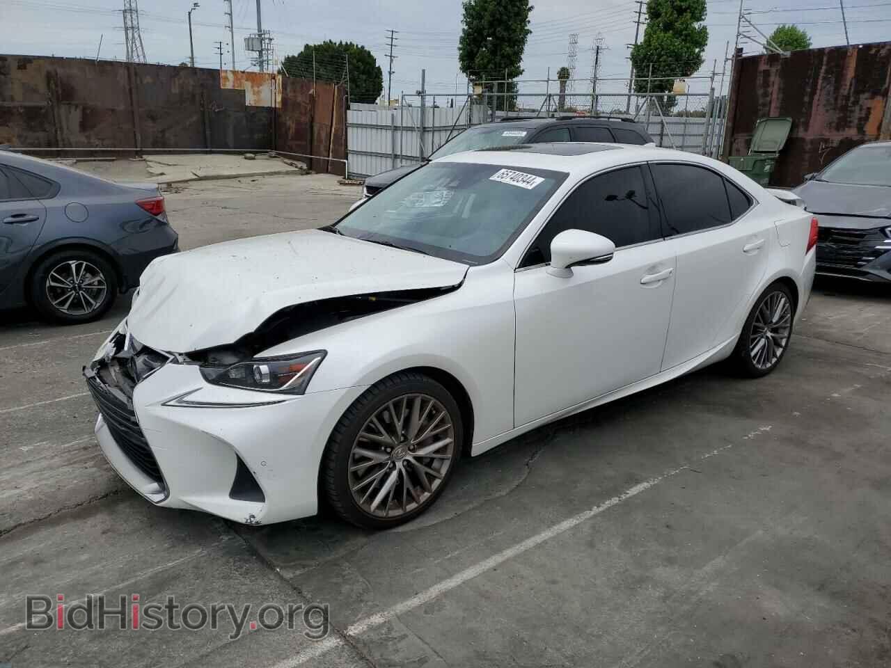 Photo JTHBA1D23J5075446 - LEXUS IS 2018