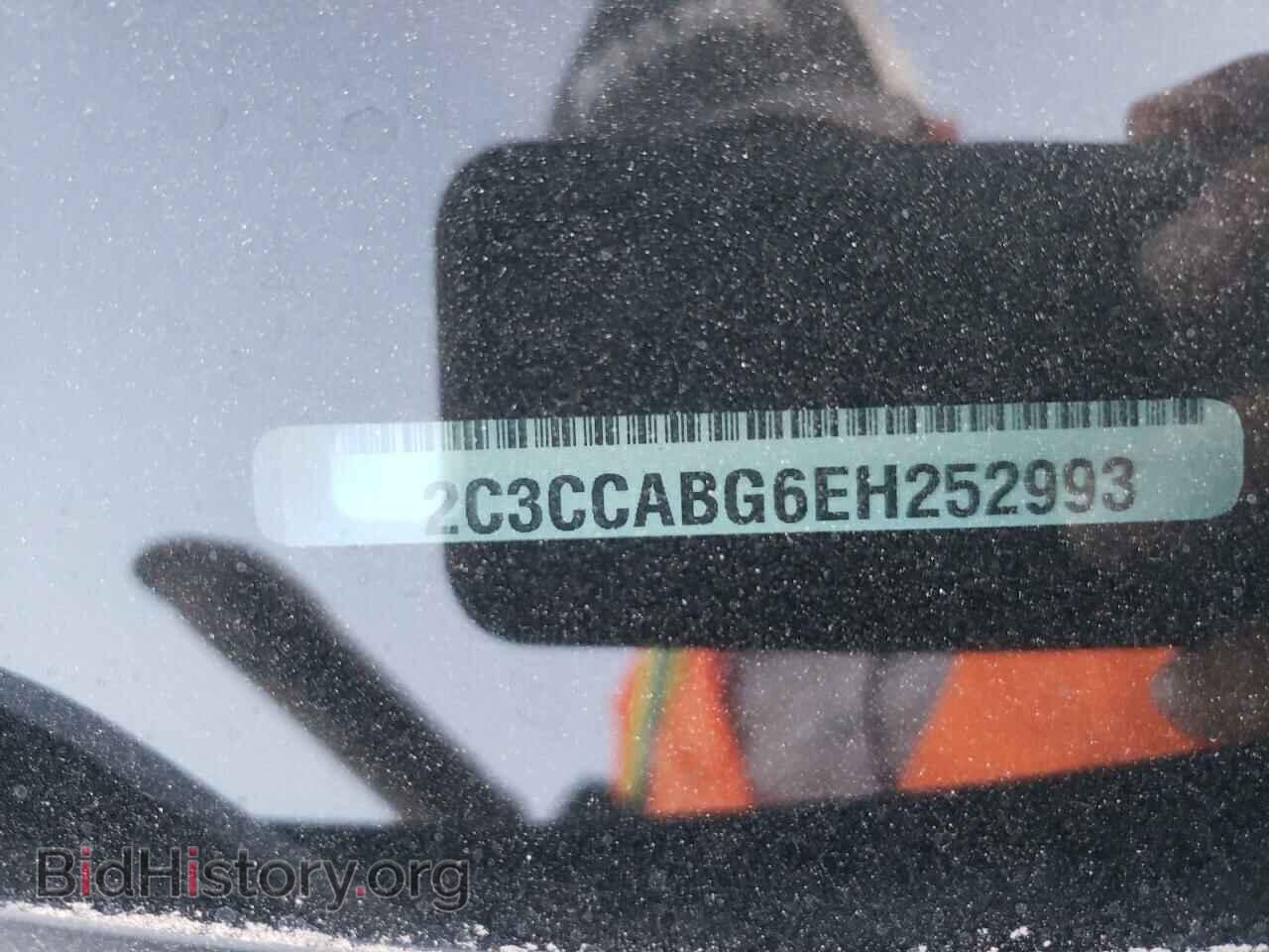 2014 CHRYSLER 300 - VIN: 2C3CCABG6EH252993 - Фото 10