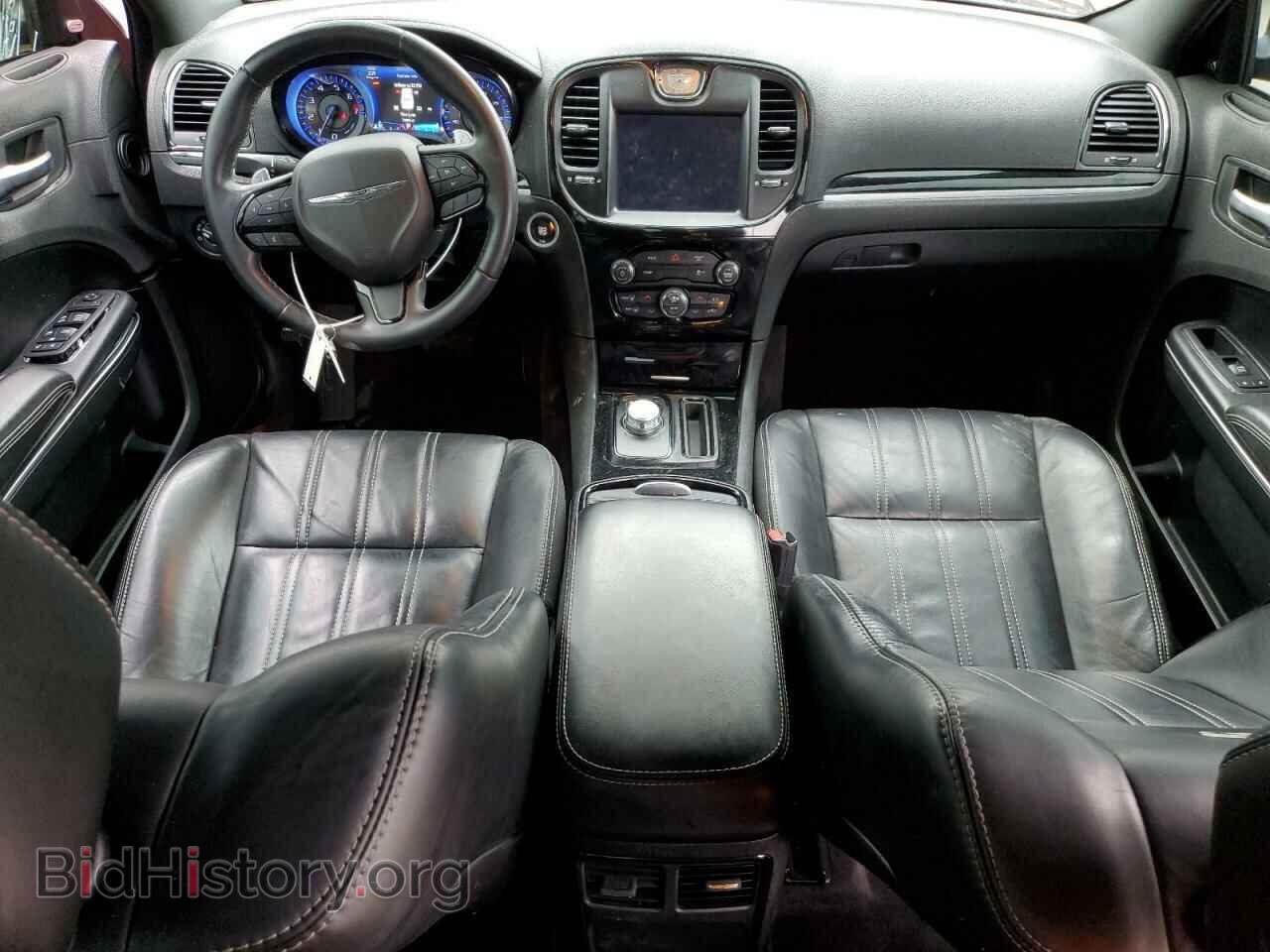 2018 CHRYSLER 300 - VIN: 2C3CCABG2JH228927 - Фото 8