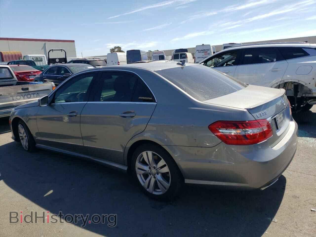 2013 MERCEDES-BENZ E-CLASS - VIN: WDDHF2EB5DA720746 - Фото 2