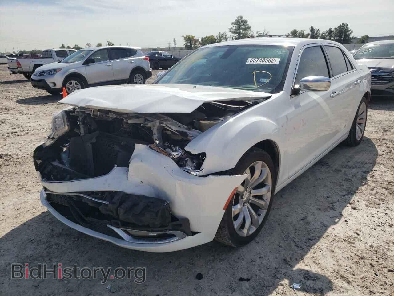 2018 CHRYSLER 300 - VIN: 2C3CCAEG0JH193865 - Фото 2