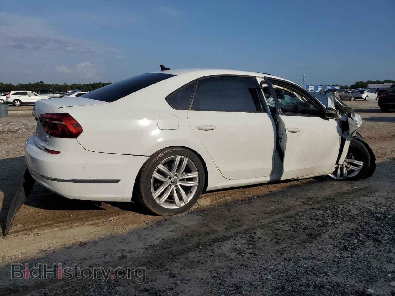 2019 VOLKSWAGEN PASSAT - VIN: 1VWLA7A37KC003584 - Фото 3