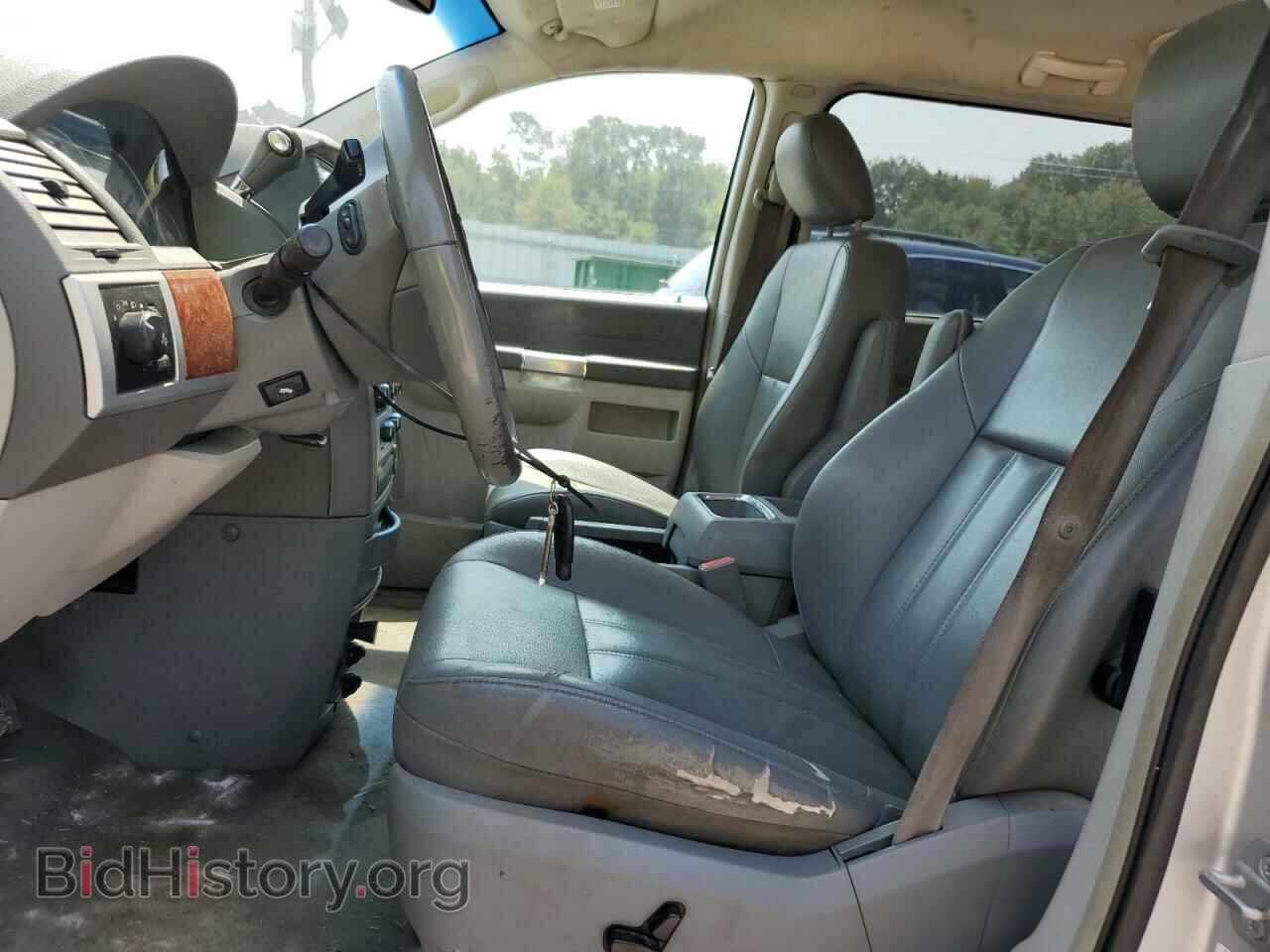 2008 CHRYSLER MINIVAN - VIN: 2A8HR54P88R815053 - Фото 7
