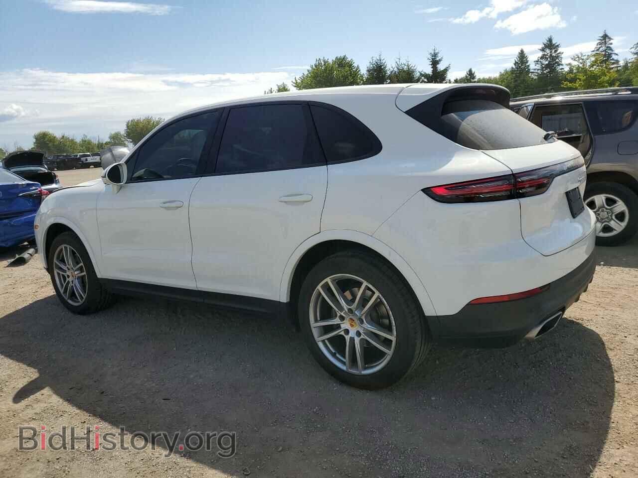 2019 PORSCHE CAYENNE - VIN: WP1AA2AY6KDA13895 - Photo 2