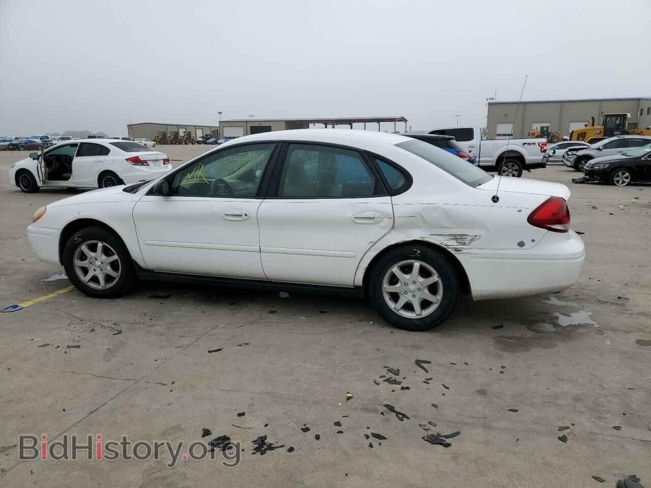 2006 FORD TAURUS - VIN: 1FAFP53U86A151761 - Фото 2