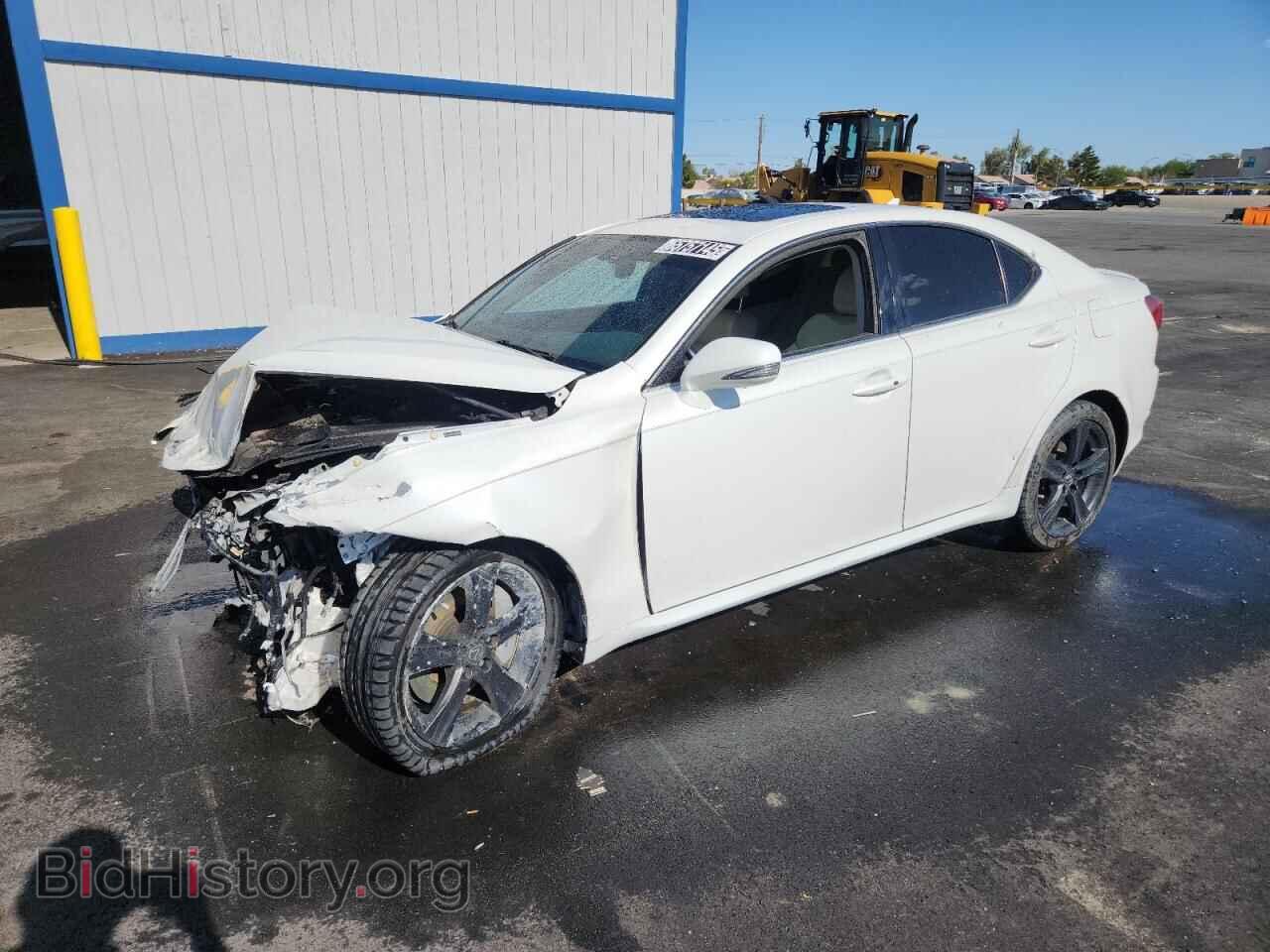 Photo JTHBE5C29C5030771 - LEXUS IS 2012