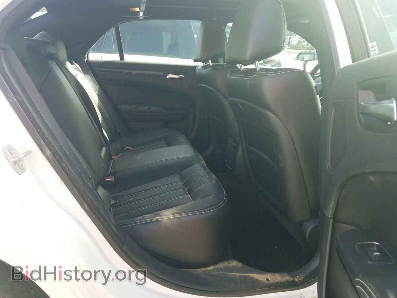 2016 CHRYSLER 300 - VIN: 2C3CCABG7GH238720 - Фото 6