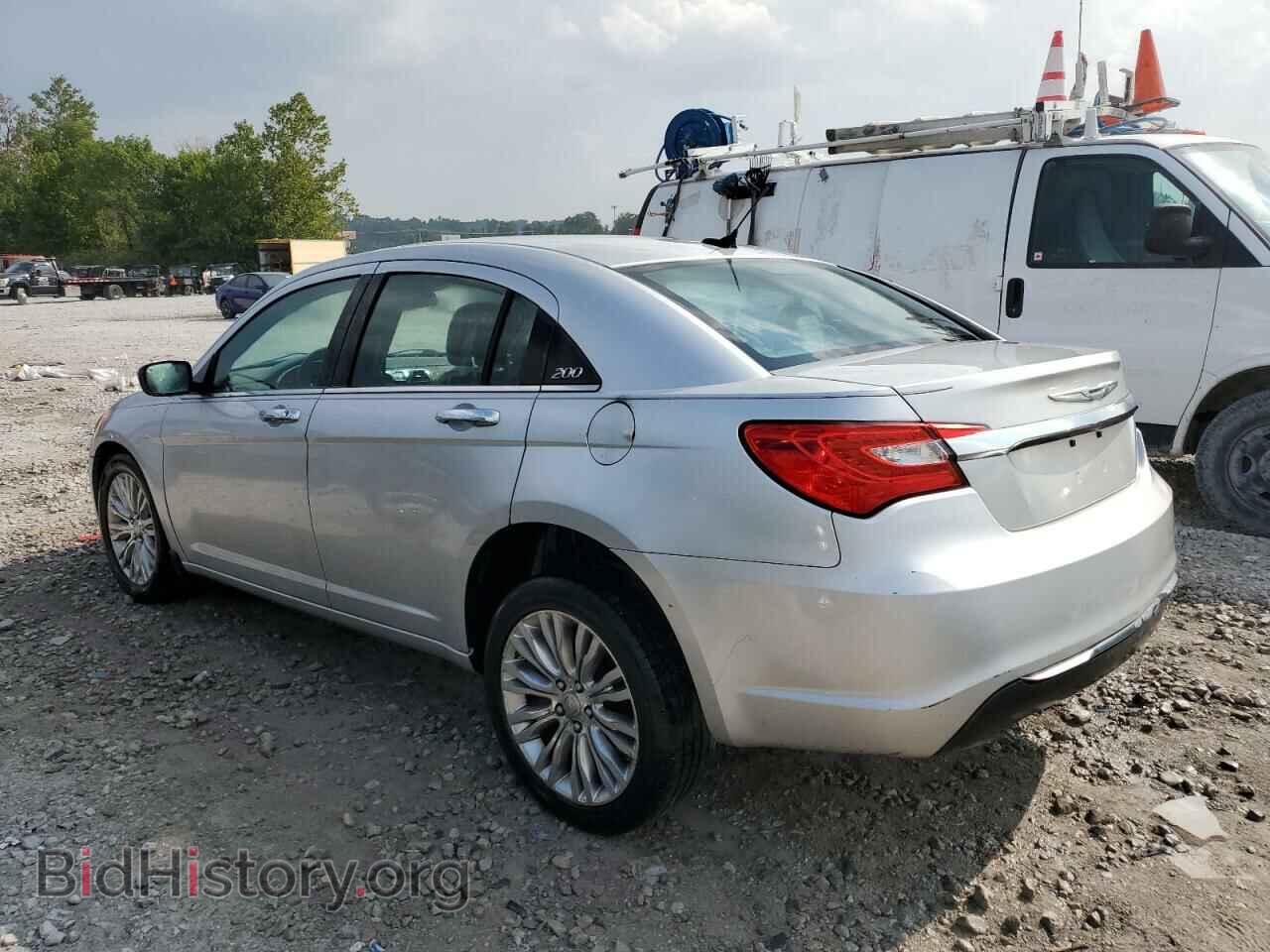 2011 CHRYSLER 200 - VIN: 1C3BC2FB0BN612150 - Фото 2