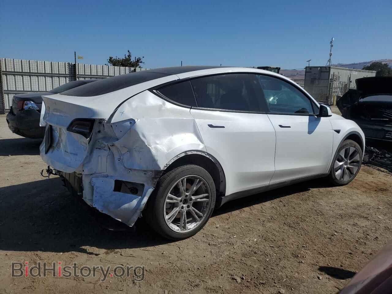2022 TESLA MODEL Y - VIN: 7SAYGDEE6NF444859 - Photo 3