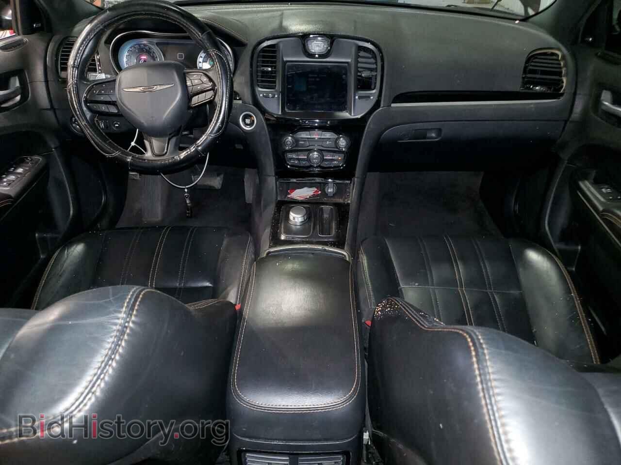 2018 CHRYSLER 300 - VIN: 2C3CCABG8JH190782 - Фото 8