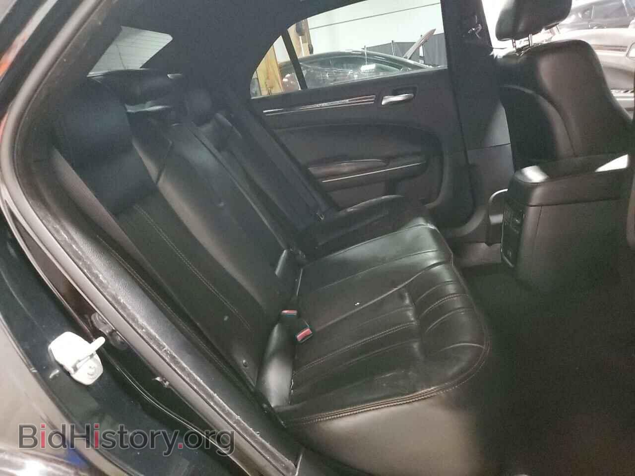 2018 CHRYSLER 300 - VIN: 2C3CCABG8JH190782 - Фото 10