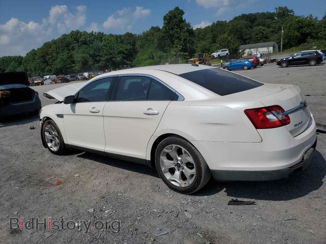 2011 FORD TAURUS - VIN: 1FAHP2EW3BG173454 - Фото 2