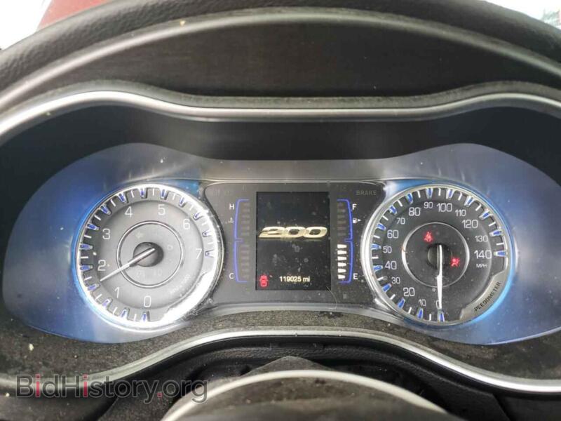 2016 Chrysler 200 (VIN 1C3CCCAB7GN191410) — photo 9 of 12
