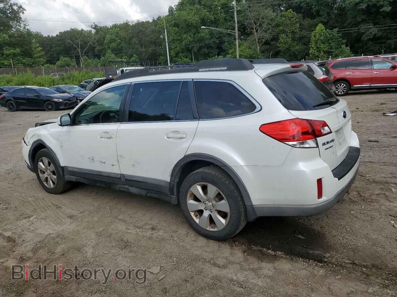 2011 SUBARU OUTBACK - VIN: 4S4BRBCC0B3325230 - Фото 2