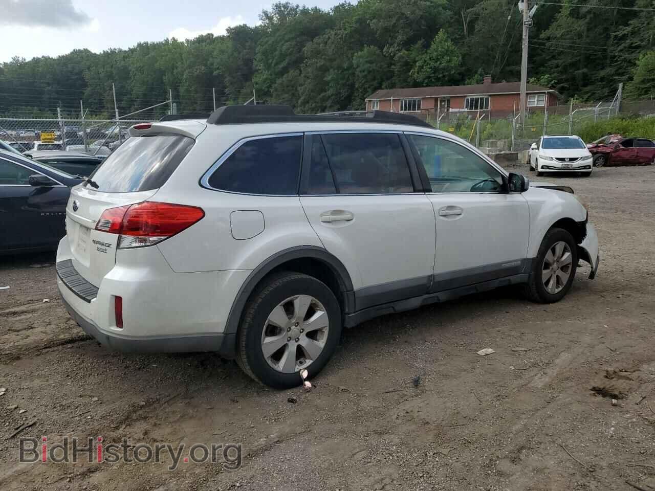 2011 SUBARU OUTBACK - VIN: 4S4BRBCC0B3325230 - Фото 3