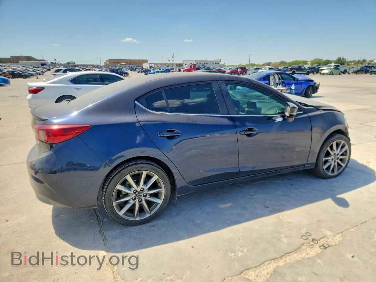 2018 MAZDA 3 - VIN: 3MZBN1V38JM191083 - Photo 3