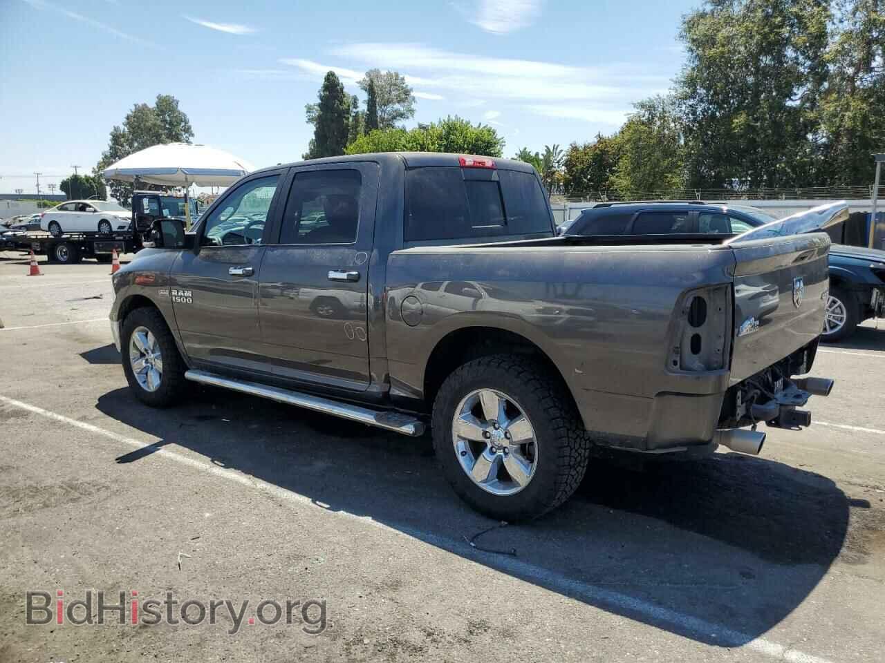 2017 RAM 1500 - VIN: 3C6RR7LT9HG543213 - Фото 2