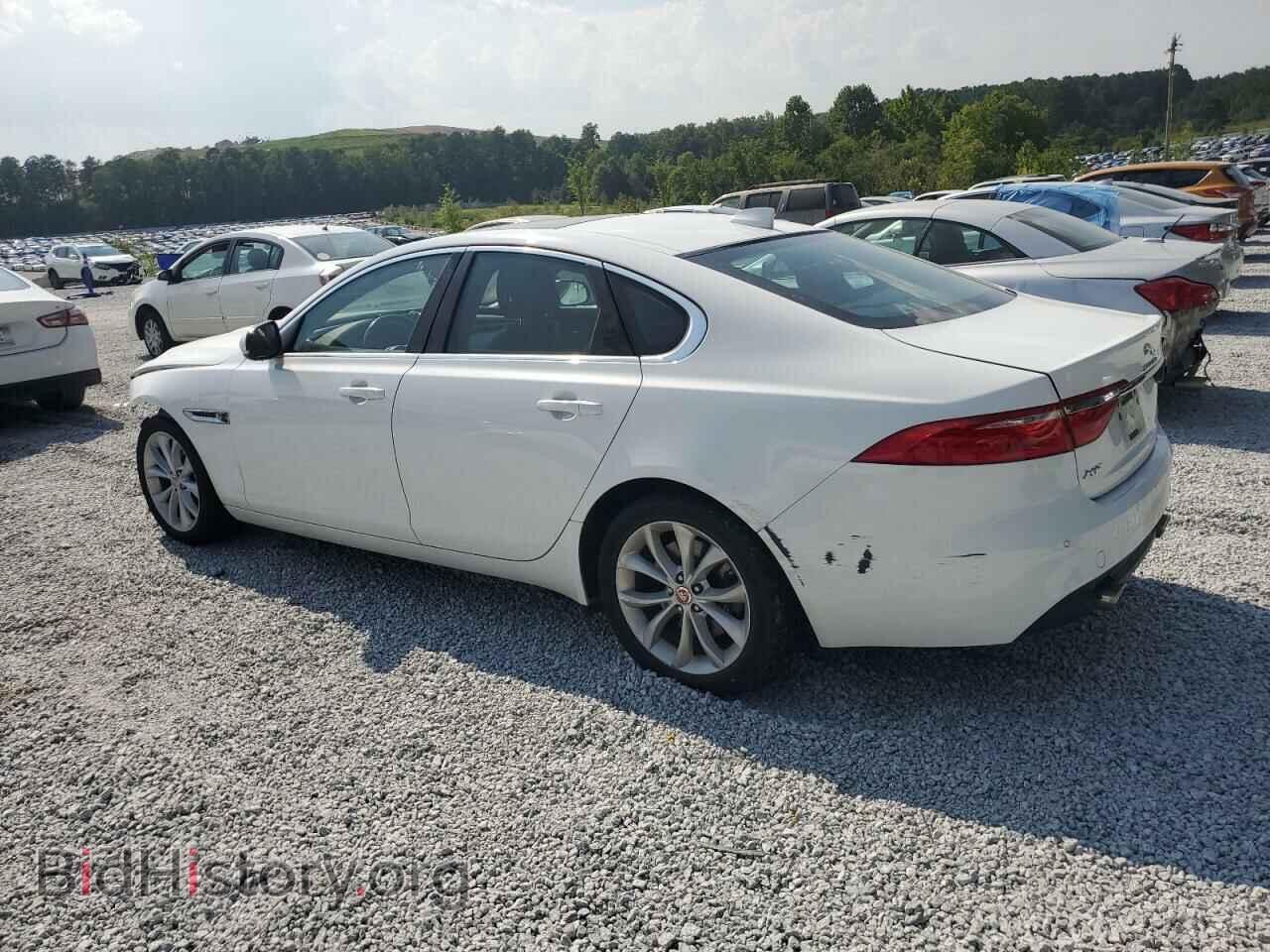 2017 JAGUAR XF - VIN: SAJBJ4BVXHCY40112 - Фото 2