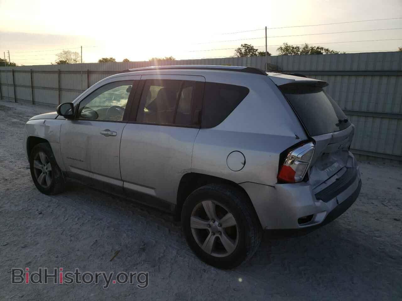2011 JEEP COMPASS - VIN: 1J4NT1FA8BD139723 - Фото 2