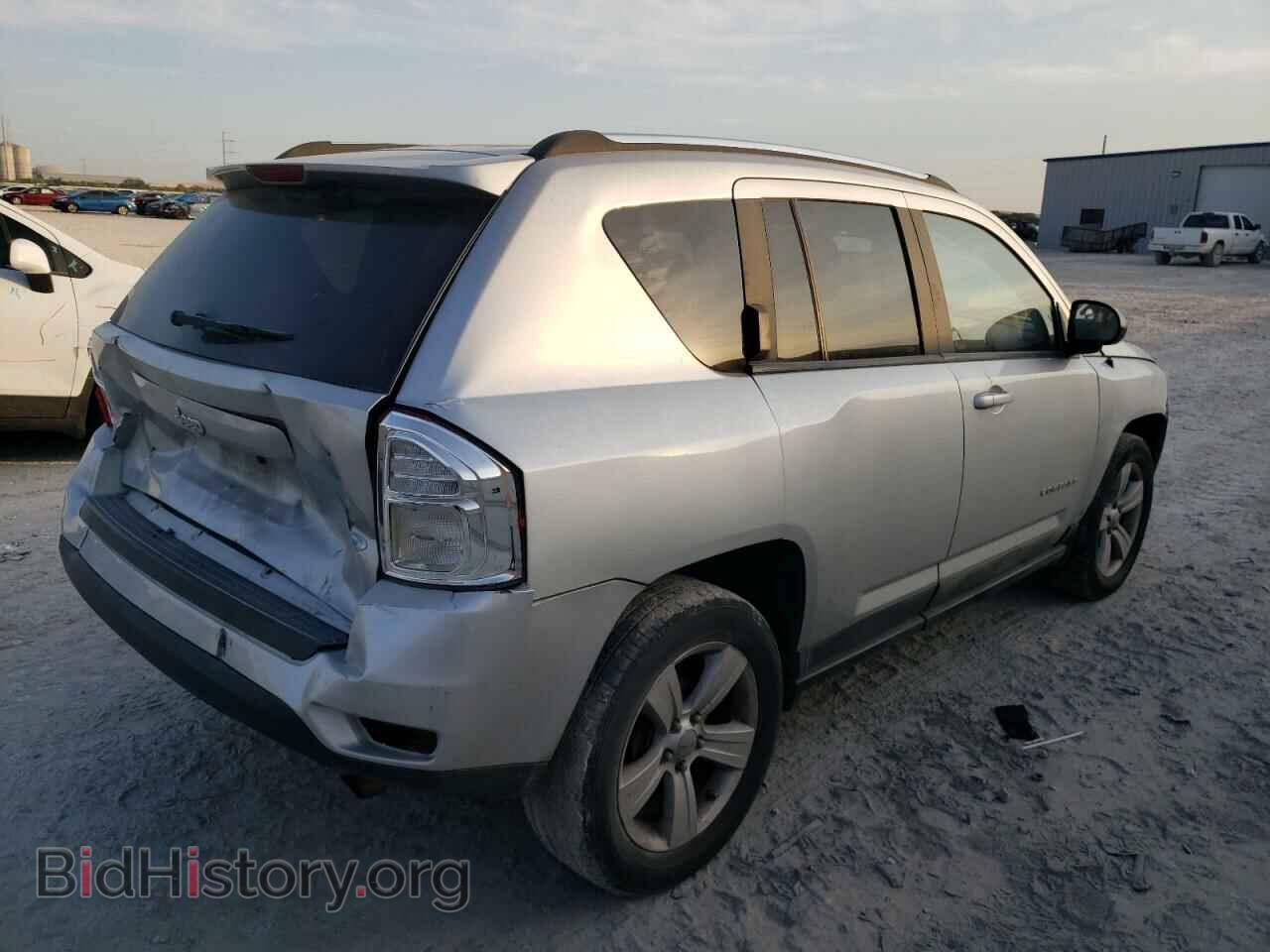 2011 JEEP COMPASS - VIN: 1J4NT1FA8BD139723 - Фото 3