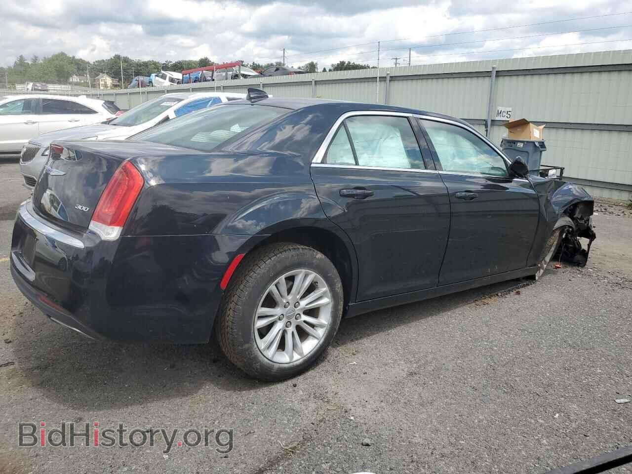 2018 CHRYSLER 300 - VIN: 2C3CCAAG6JH292051 - Фото 3
